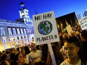 La Huelga del Clima moviliza a decenas de miles de personas en las principales ciudades de España La Huelga del Clima moviliza a decenas de miles de personas en las principales ciudades de España