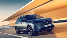 Híbrido, enchufable o eléctrico, así son los nuevos Peugeot 5008 Híbrido, enchufable o eléctrico, así son los nuevos Peugeot 5008