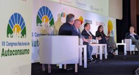 España desaprovecha más de 2.100 GWh de autoconsumo por falta de redes y almacenamiento España desaprovecha más de 2.100 GWh de autoconsumo por falta de redes y almacenamiento