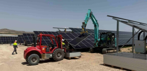 Endesa pone en marcha su mayor planta solar de 145 MW en la región de Murcia