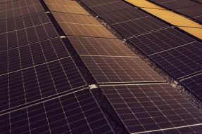 From Acres to Infrastructure: Why Utility-Scale Solar Projects Are Turning to Fabric Structures for Construction Phase Storage