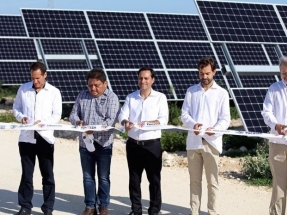 Jinko Solar vende dos parques fotovoltaicos a White River Renewables