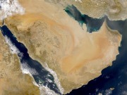 Príncipe saudí urge a invertir en energía solar en su país
