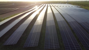Fondos de pensiones dominicanos compran a Dominion 321 MW solares  situados en la isla caribeña 