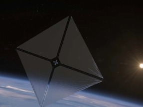 
Primera imagen de la vela solar gigante de la NASA en el espacio
