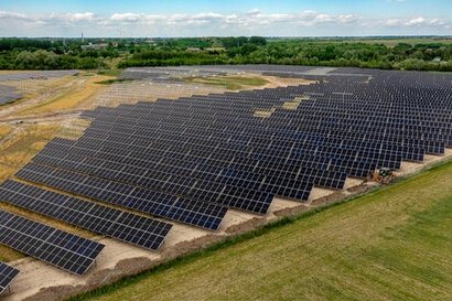 Funding secured for construction of 35 MW solar PV farm in central Poland