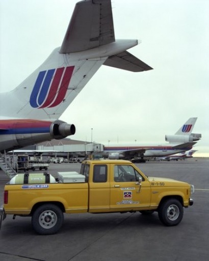 First international commercial flight completed with renewable jet fuel blend