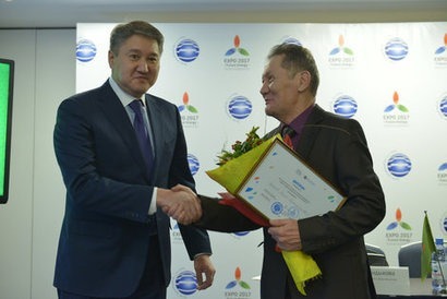 Kazakhstan scientist invents new, more powerful, wind turbine