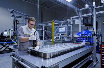 Akasol opens new production facility for lithium-ion batteries