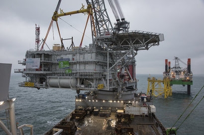 Belgian companies cooperate on installation of topside for offshore substation