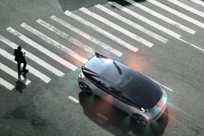 Volvo calls for universal safety standard for autonomous car communication with new 360c concept