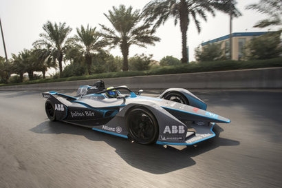 Felipe Massa drives the first all-electric lap in Saudi Arabia to launch Saudi Ad Diriyah E-Prix