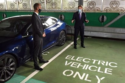 Govia Thameslink Railway opens largest electric vehicle charging hub in UK rail sector