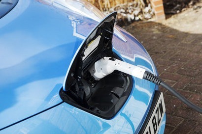 Largest electric vehicle project in the world now underway in the UK