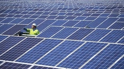 Duke Energy plans for 17 MW solar farm at Indiana naval base approved
