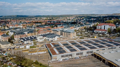 Solarwatt installs solar roof for Dresden public transport operator