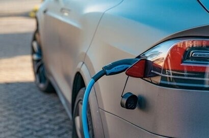 UK Transport Secretary announces £70 million for more EV chargers