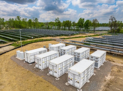 National Grid partners with Convergent Energy + Power Partners for one of the first US solar-plus-storage systems