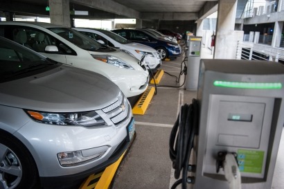 Electric vehicle charging points to reach 4.3 million by 2022