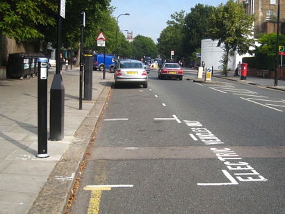 New electric vehicle partnership aims to deliver more charge points for UK businesses