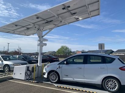 Tehama County Air Pollution Control District in California deploys EV ARC solar charger