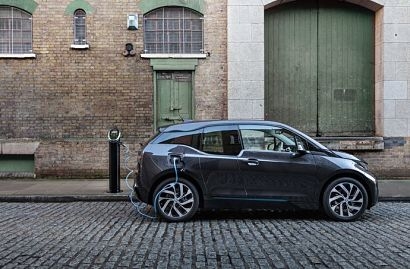 Tesco EV charge point rollout hits 200th store milestone