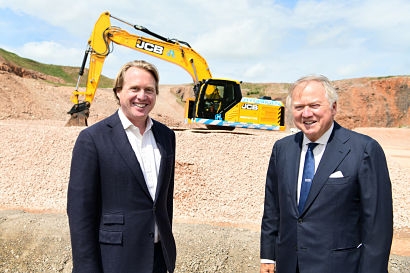 Lord Bamford and son develop construction industry’s first hydrogen-powered excavator