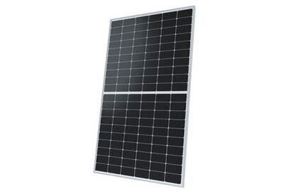 Solarwatt develops highly efficient glass-glass panels with half-cell technology