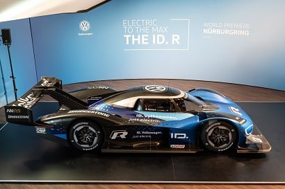 Volkswagen presents its ID.R fully electric racing car