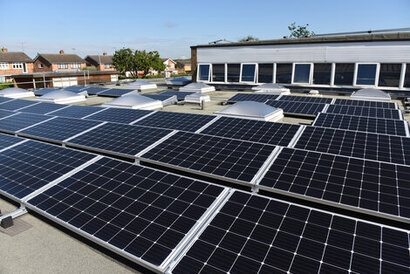 Solarwatt Glass-Glass panels power a new generation of learning for Essex school pupils in renewable energy scheme