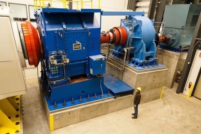 NREL dedicates new wind turbine dynamometer test facility