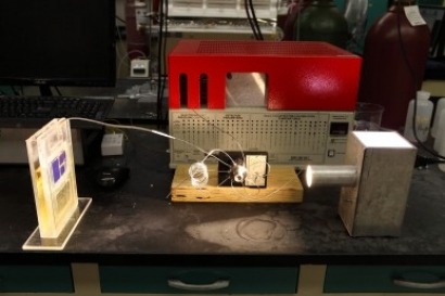 Breakthrough solar cell captures CO2 and sunlight to produce a burnable fuel