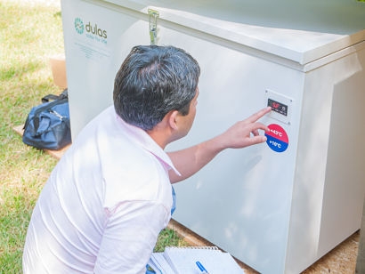 Dulas delivers solar-powered vaccine refrigerators to Pakistan