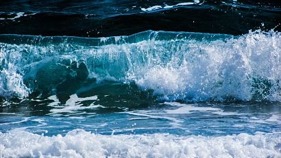 Environmental Audit Committee urges UK government to seize the power of tidal energy generation