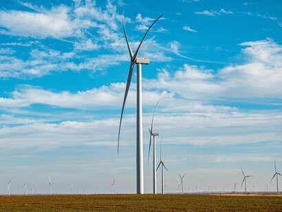 Invenergy and GE Renewable Energy complete the largest wind project in North America