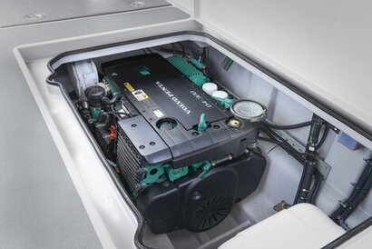 Volvo Penta & CMB.TECH partner on dual-fuel hydrogen engines