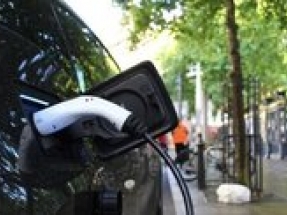 UK EV charging network given huge boost with government plan to reach 300,000 public EV chargepoints by 2030