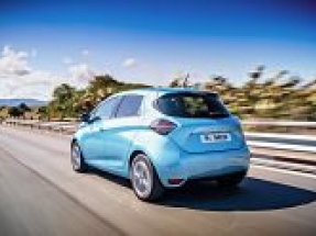 New Renault Zoe picks up double win at Driving Electric Awards