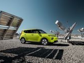 New Kia Soul EV electrifies Los Angeles on world debut