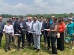 Illinois American Water and Sol Systems cut ribbon on second solar project