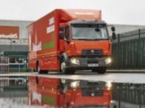 Warburtons first 16 tonne 100% electric truck goes on the road