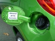 Industry vows to allay concerns about e10 biofuel