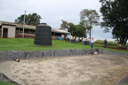 Peque&ntilde;os agricultores producen biog&aacute;s
