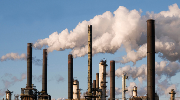  Modernizar las plantas siderúrgicas podría ahorrar hasta dos años de emisiones mundiales de carbono 