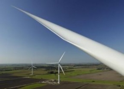 UK sees electricity output from wind energy rise by nearly 50%