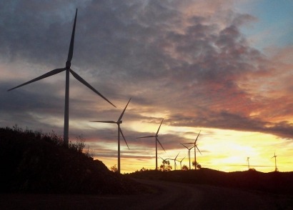 Wind power could meet 70% of emissions pledge, and create jobs
