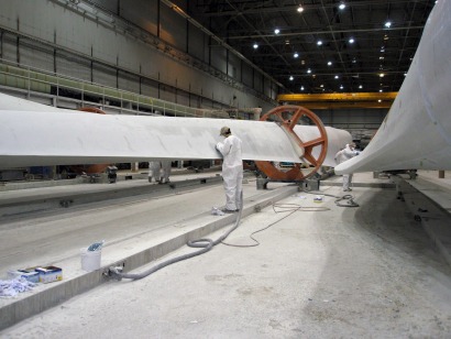 Port of Galveston, Texas handles 53-meter wind turbine blades