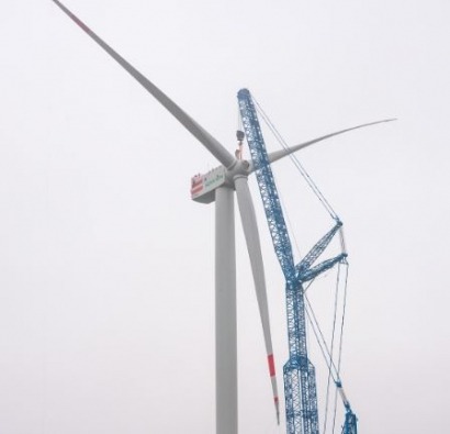 Senvion erects prototype of 6.2M152 with rotor