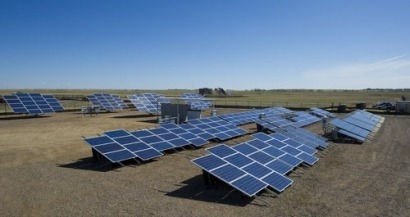 Allianz seeks to buy solar, wind farms to boost returns