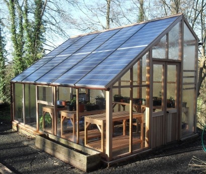 Solar greenhouse business starts to flourish
